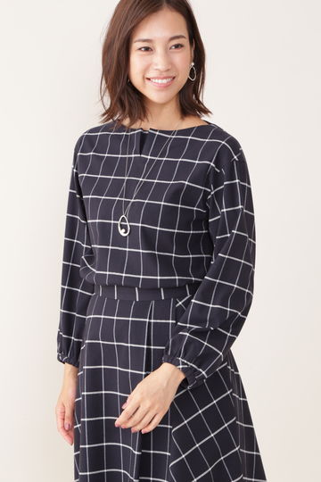 ウィンドペンタック衿ブラウス