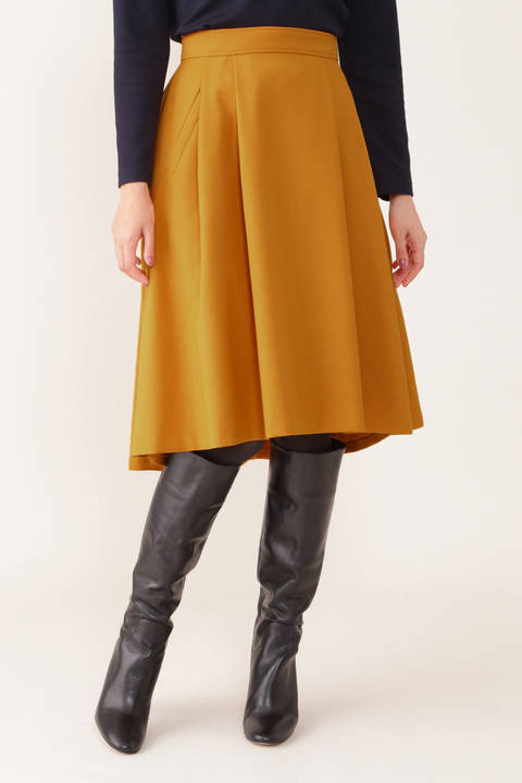 ダブルクロスタックフレアスカート