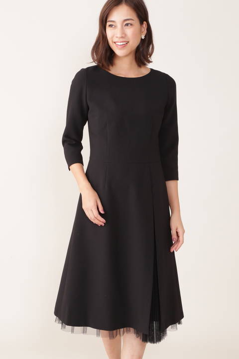 部分プリーツワンピース