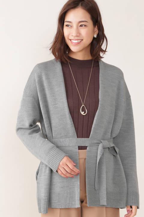 ニットカーディガン