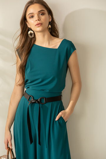 アシンメトリーネックセットアップトップス