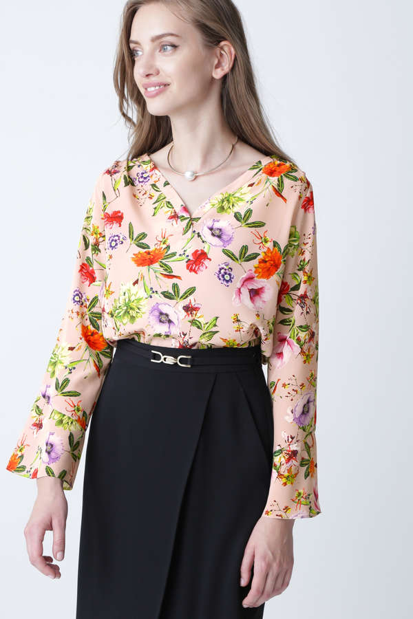 ドラマ 石原さとみさん着用 ウォッシャブル フローラルプリントデシンブラウス Pinky Dianne ピンキーアンドダイアン 公式 通販mix Tokyo ミックスドットトウキョウ