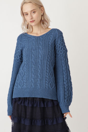  ドロシーケーブル編みニット 