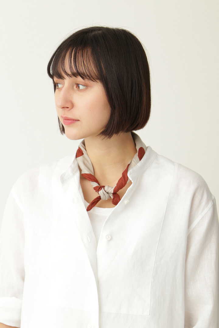 OVERSIZED SPOT SCARF1