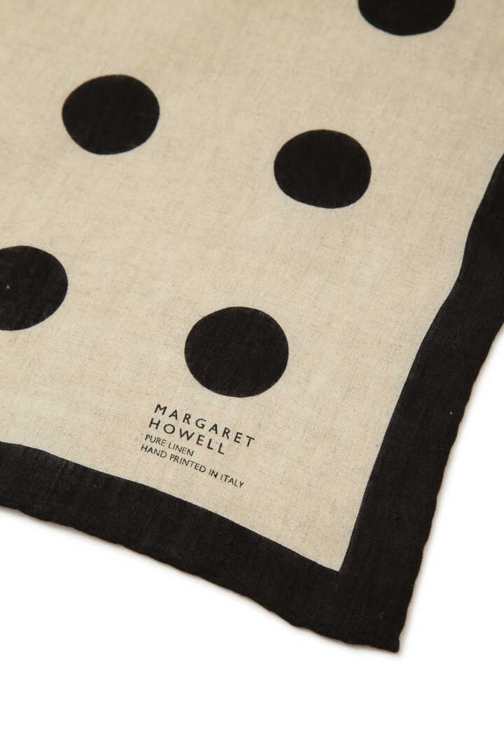 OVERSIZED SPOT SCARF4