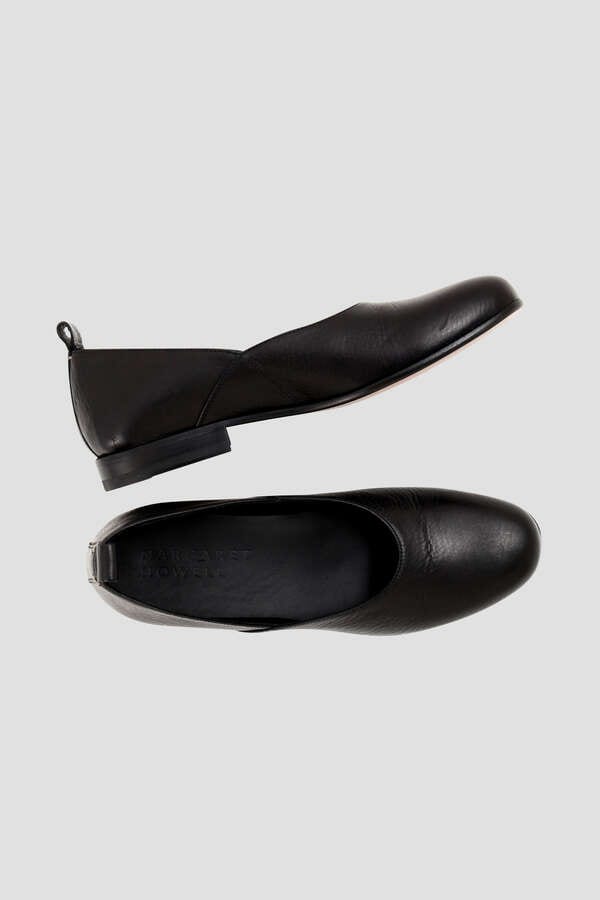 LEATHER SLIP ON FLAT