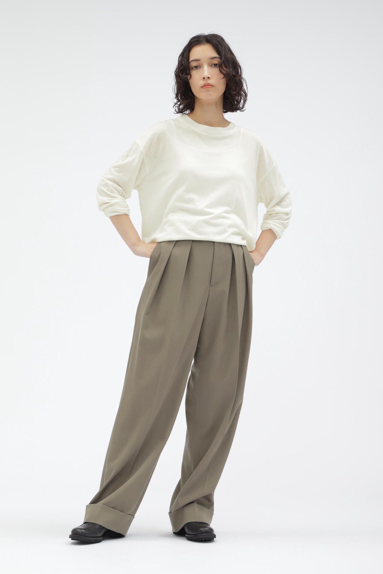 9月上旬-下旬 FLUID WOOL | MARGARET HOWELL | MARGARET HOWELL 