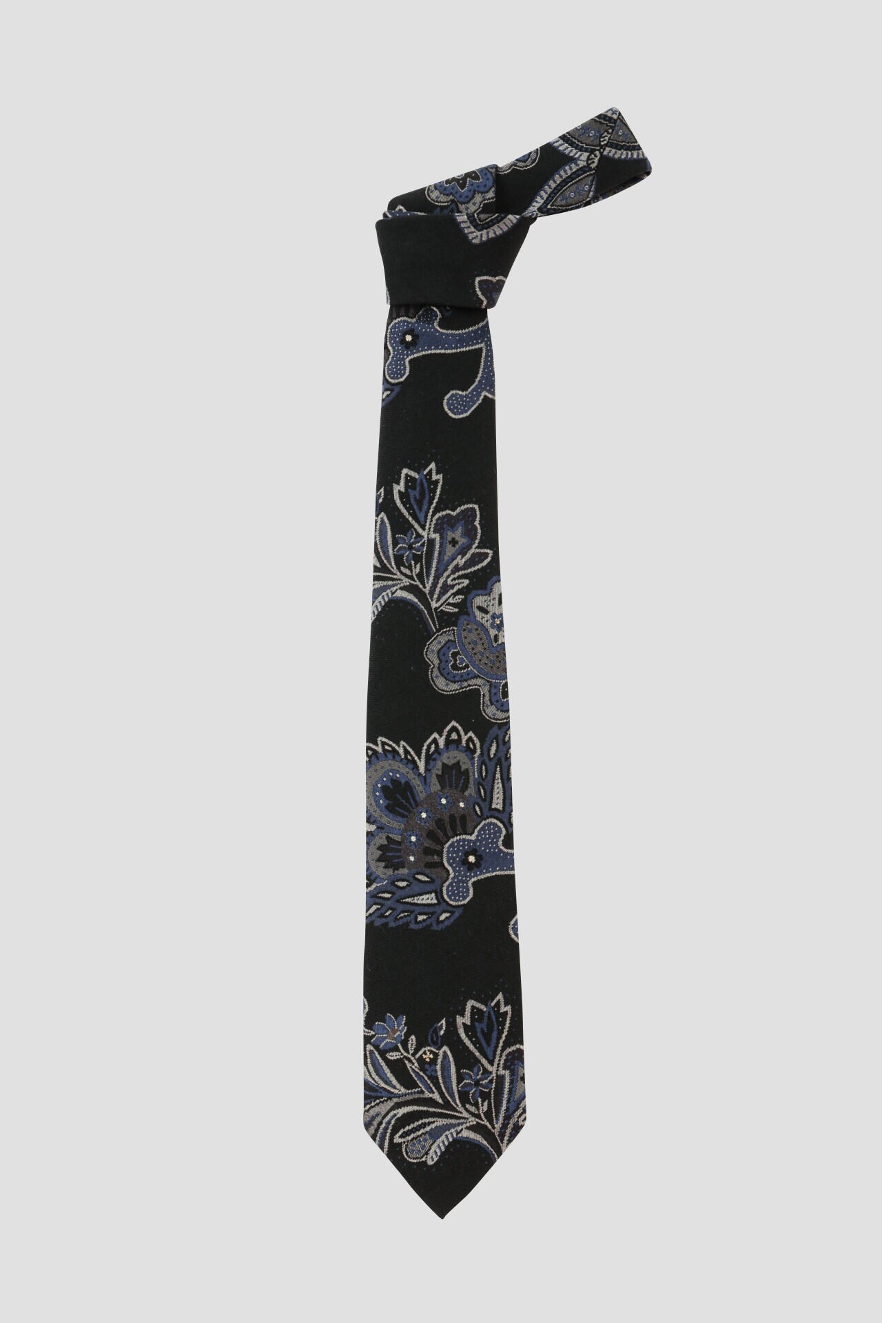 OVERSIZED FLORAL TIE6