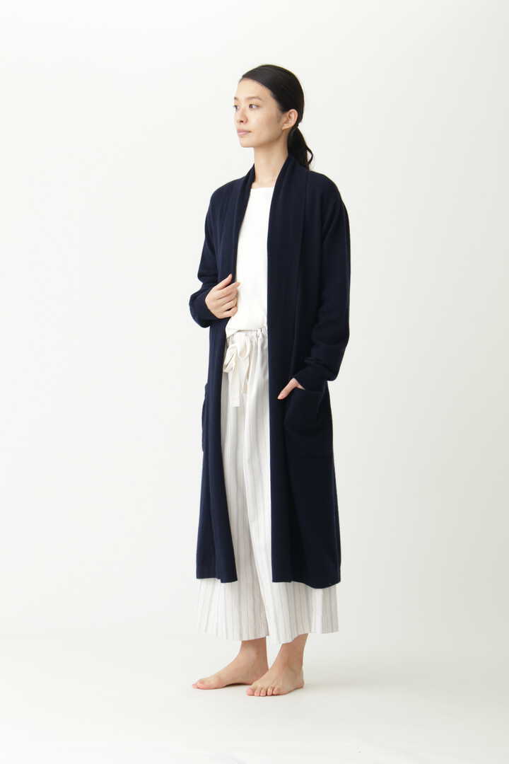 FINE CASHMERE GOWN1