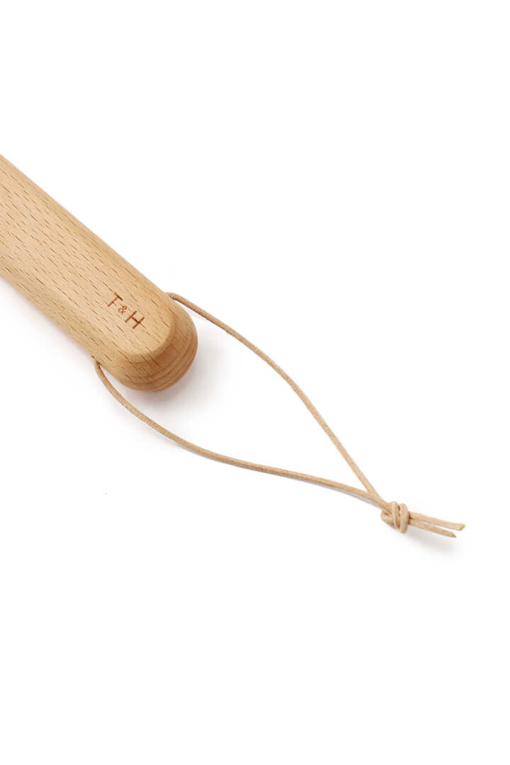TURNER & HARPER BRUSH WITH STRING4