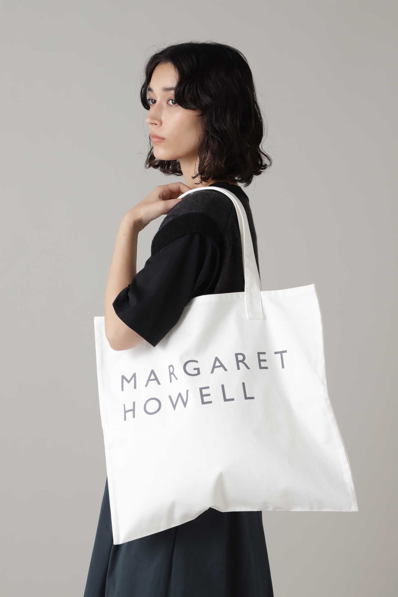 COTTON LOGO BAG | MARGARET HOWELL | MARGARET HOWELL