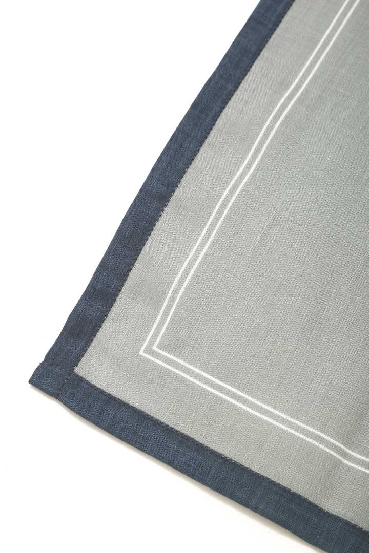 LINEN FRAME HANKY3