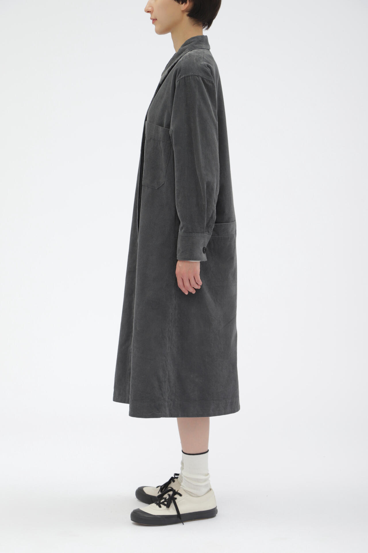9月上旬-下旬 DRY COTTON NEEDLECORD | MARGARET HOWELL | MARGARET HOWELL