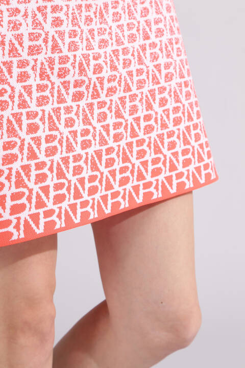 【直営店舗限定】NBグラデーション スリーブレス ニット ワンピース (WOMENS)
