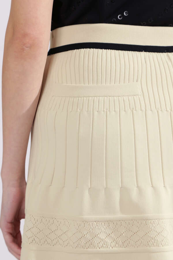 【直営店舗限定】ニット スカート (WOMENS)