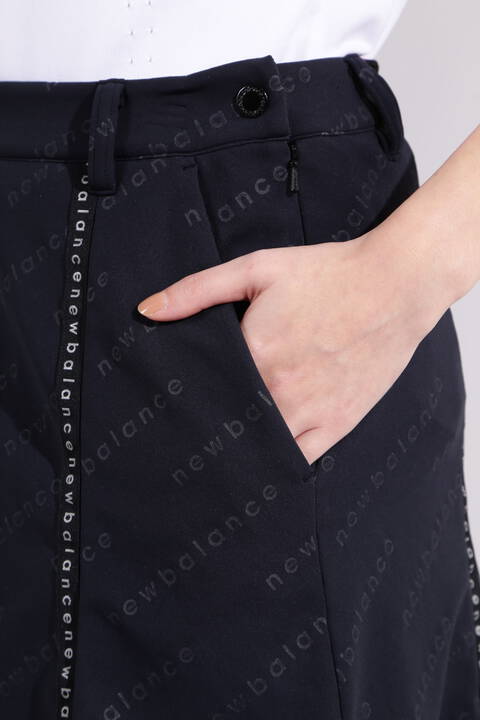 【直営店舗限定】バイアスロゴ スウェット スカート (WOMENS)
