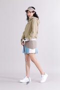 【直営店舗限定】後中心ボックスプリーツ フルジップ フーディー (WOMENS)