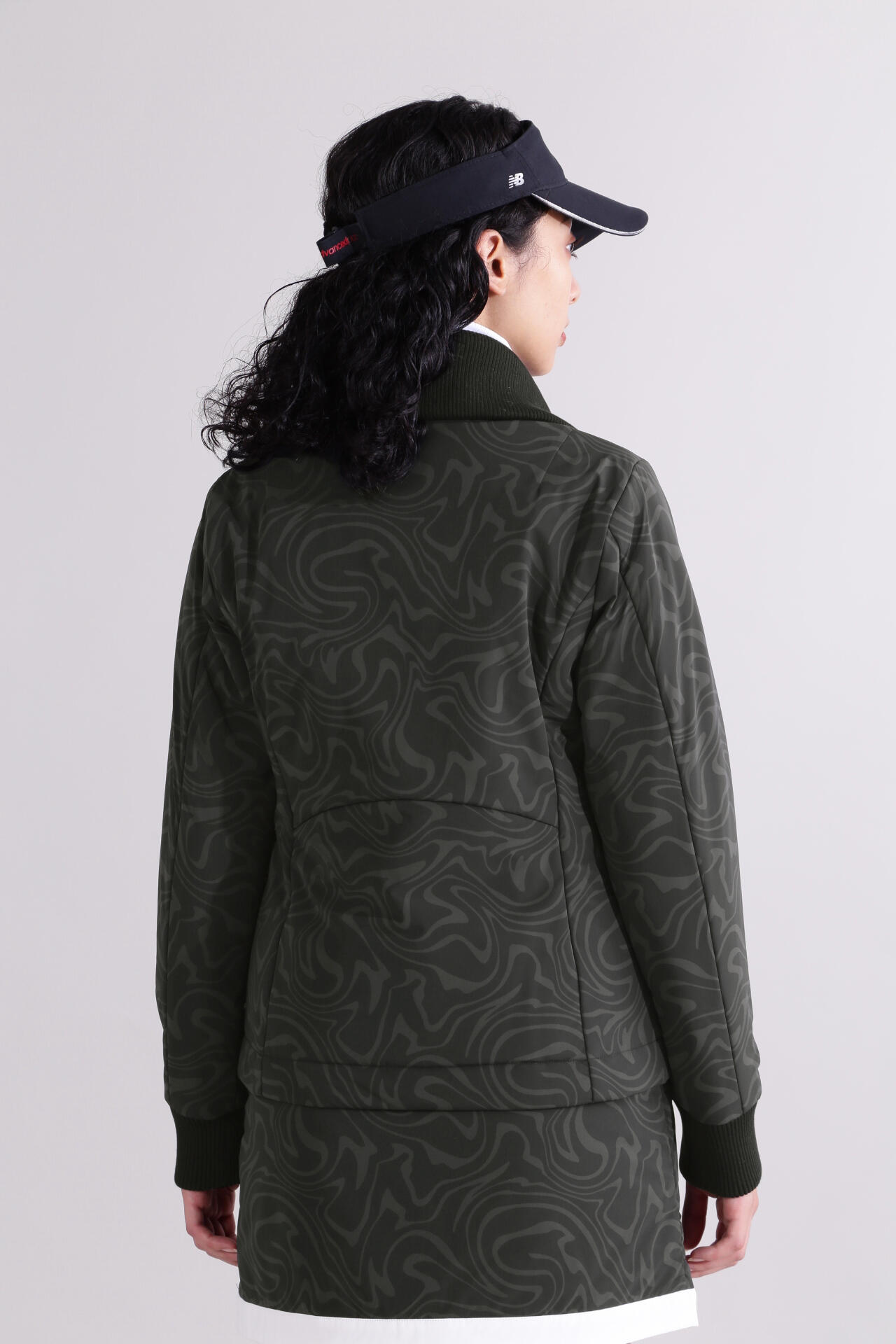 【直営店舗限定】マーブル柄 フルジップ 中綿 ブルゾン (WOMENS)