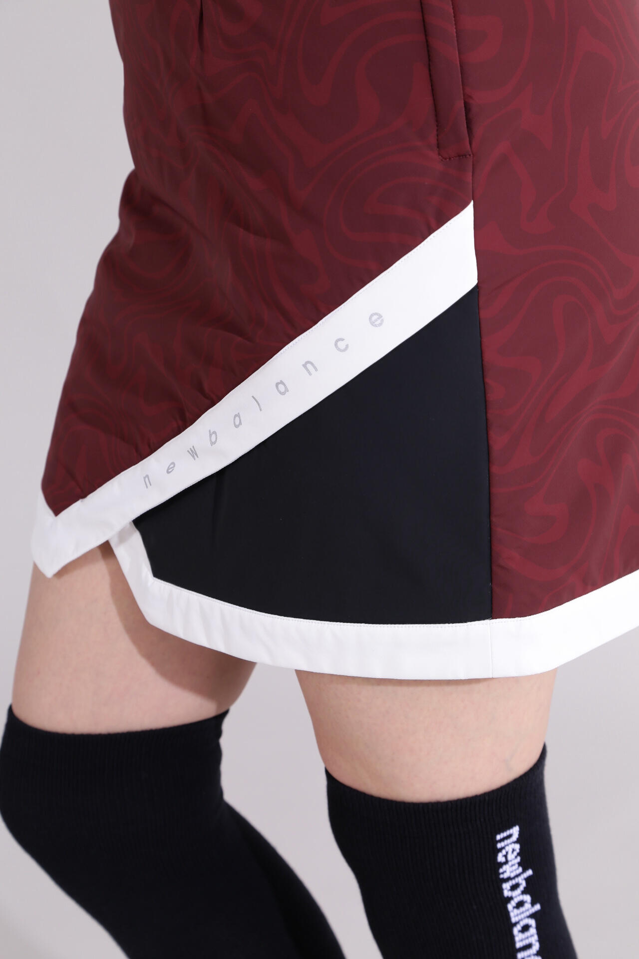 【直営店舗限定】マーブル柄 中綿 スカート (WOMENS)