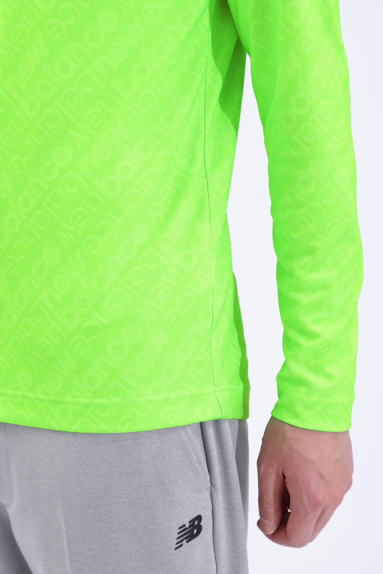 バイアスロゴ 長袖 モックネック プルオーバー (MENS SPORT)