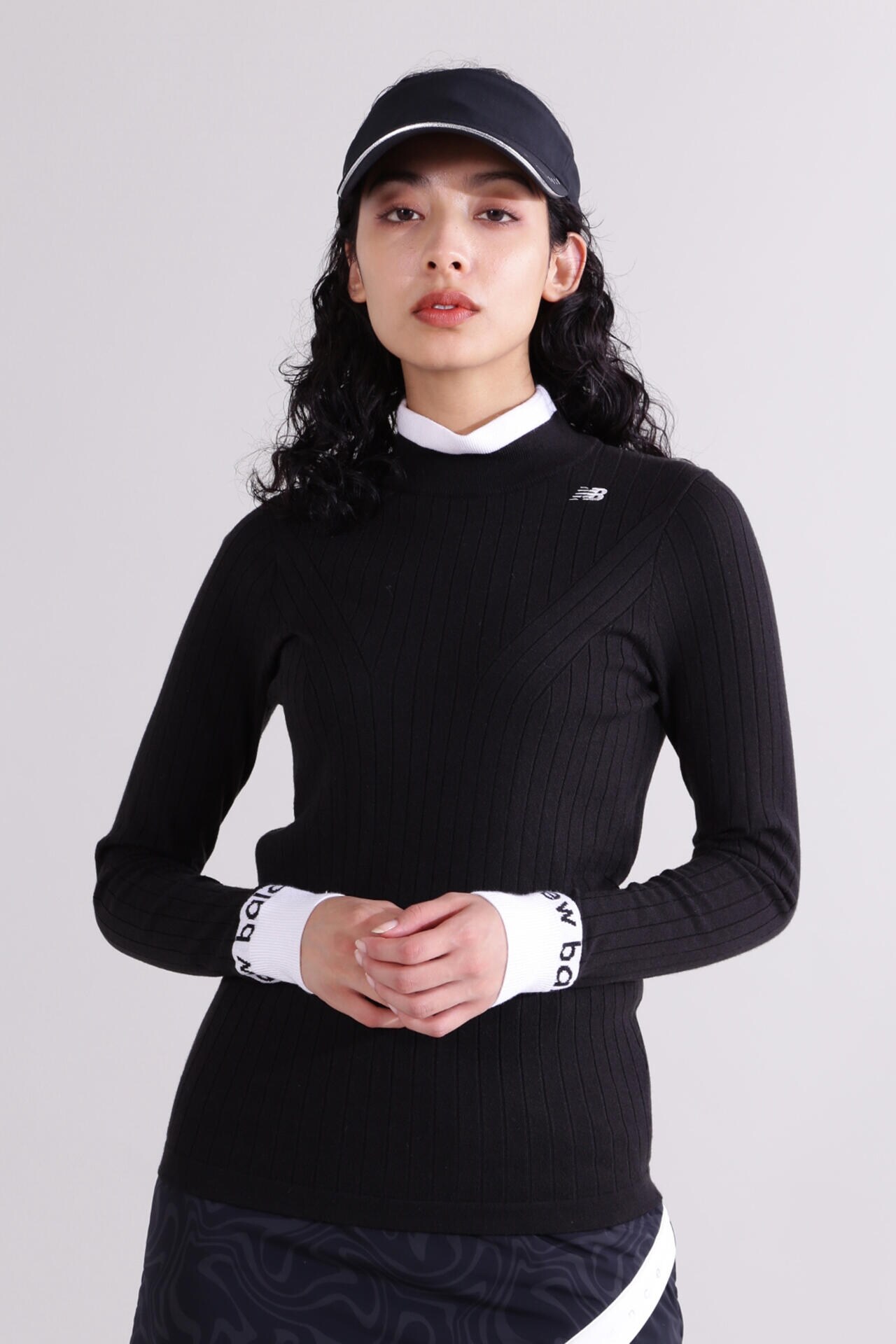 【直営店舗限定】蓄熱保温 モックネック ニット プルオーバー (WOMENS)