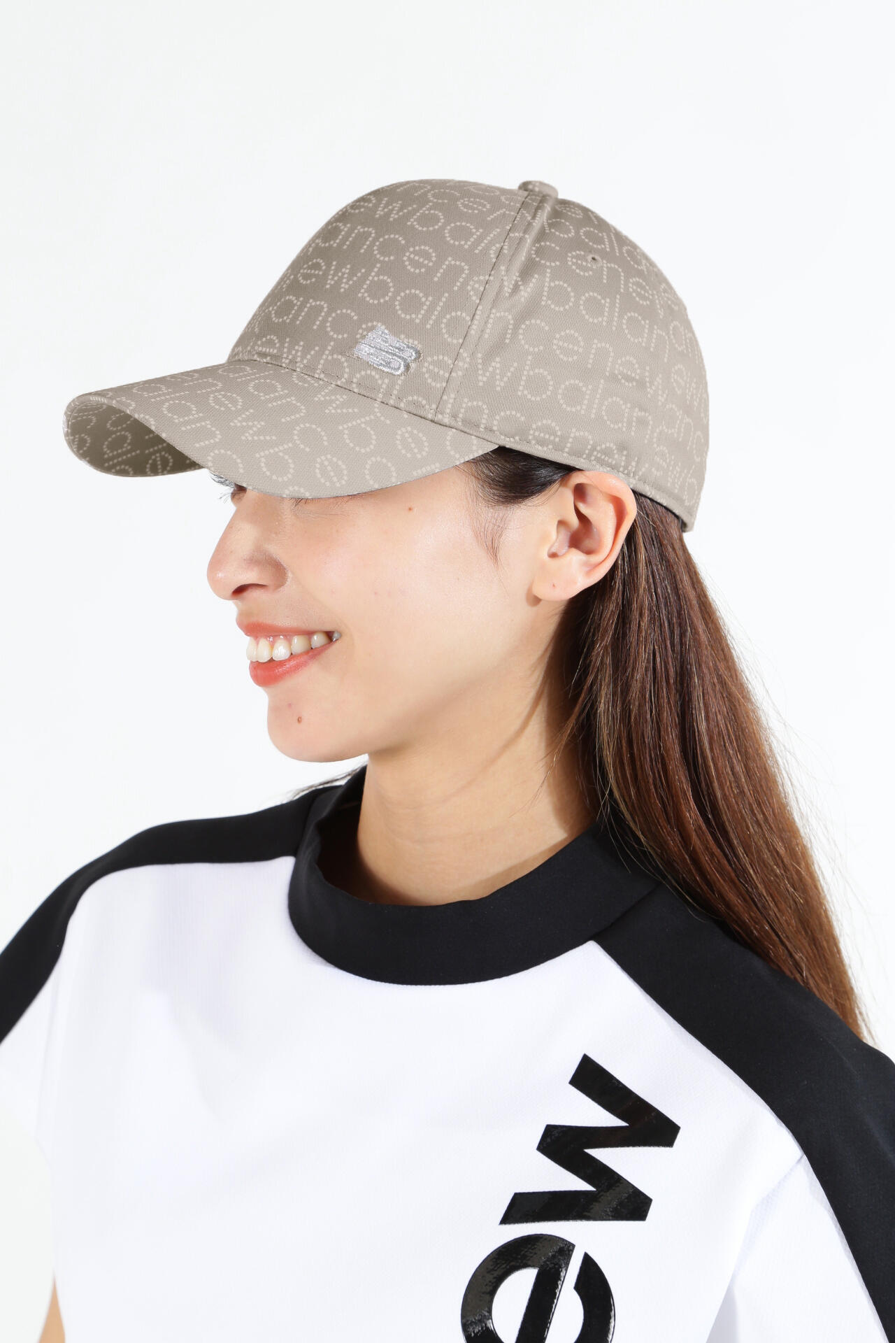 ピクセルロゴ柄 メッシュ 6パネルキャップ (WOMENS SPORT)