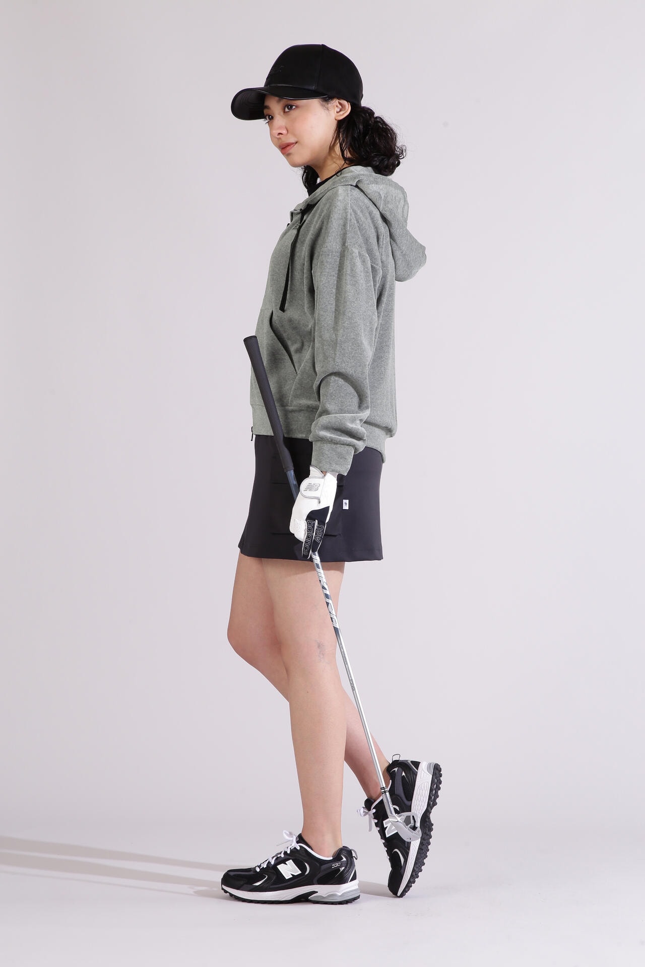 【直営店舗限定】ベロア フルジップ フーディー (WOMENS)