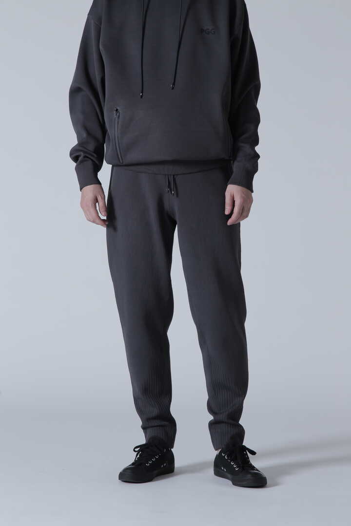 美品 PGG ポリエステルヤーン ロゴエンボス セットアップ ゴルフ