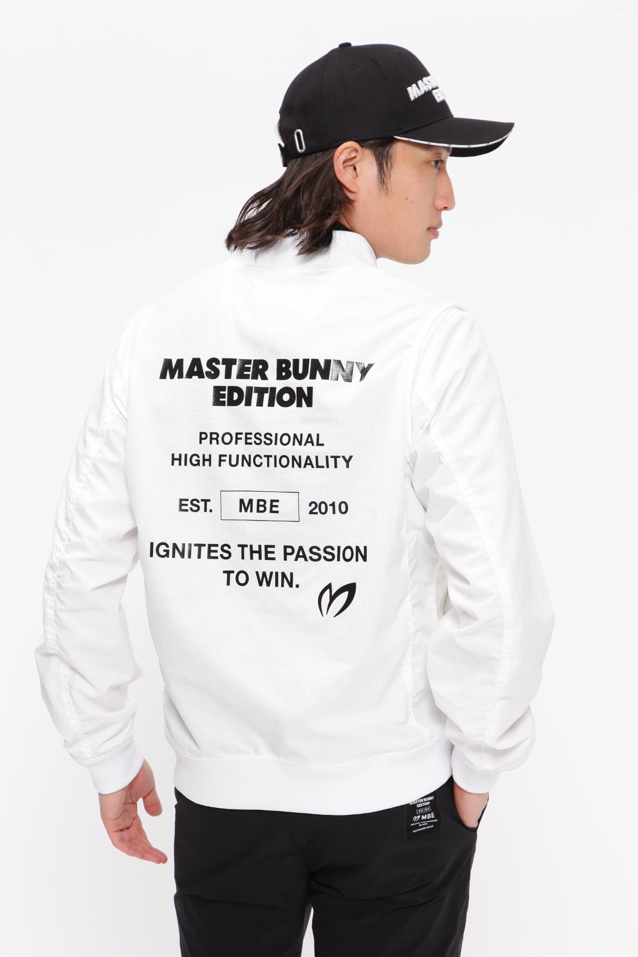 MASTER BUNNY EDITION】２ＷＡＹクールドッツ エンボス加工-