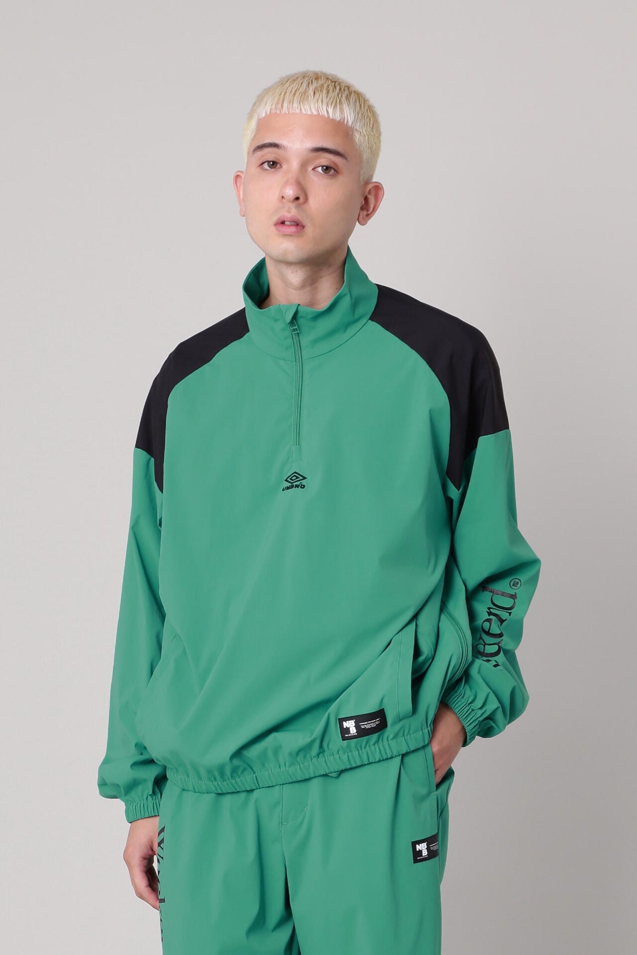 NBB WEEKEND】UMBRO コラボハーフジップ ピステジャケット (UNISEX)