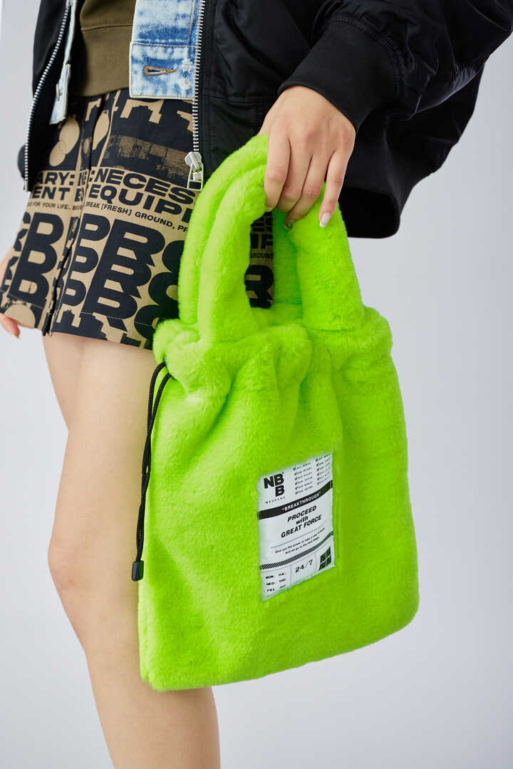 NBB WEEKEND】BIGフェイクファーバッグ (UNISEX)