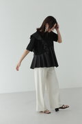《 再入荷 》ラッフルデザイントップス