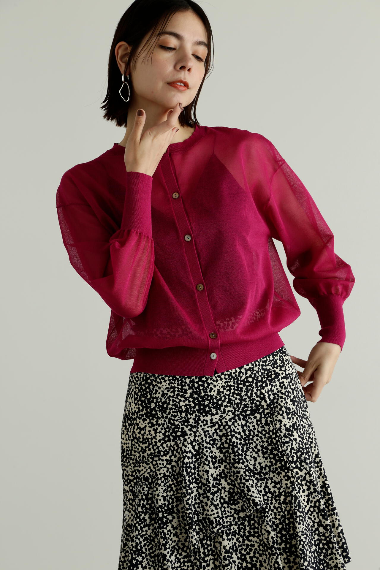 《 再入荷 》シアークルーネックカーディガン