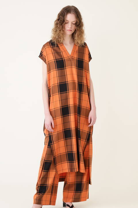 Le Phil シルクバッファローチェックワンピース Le Phil ル フィル Adore アドーア 公式オンラインショップ