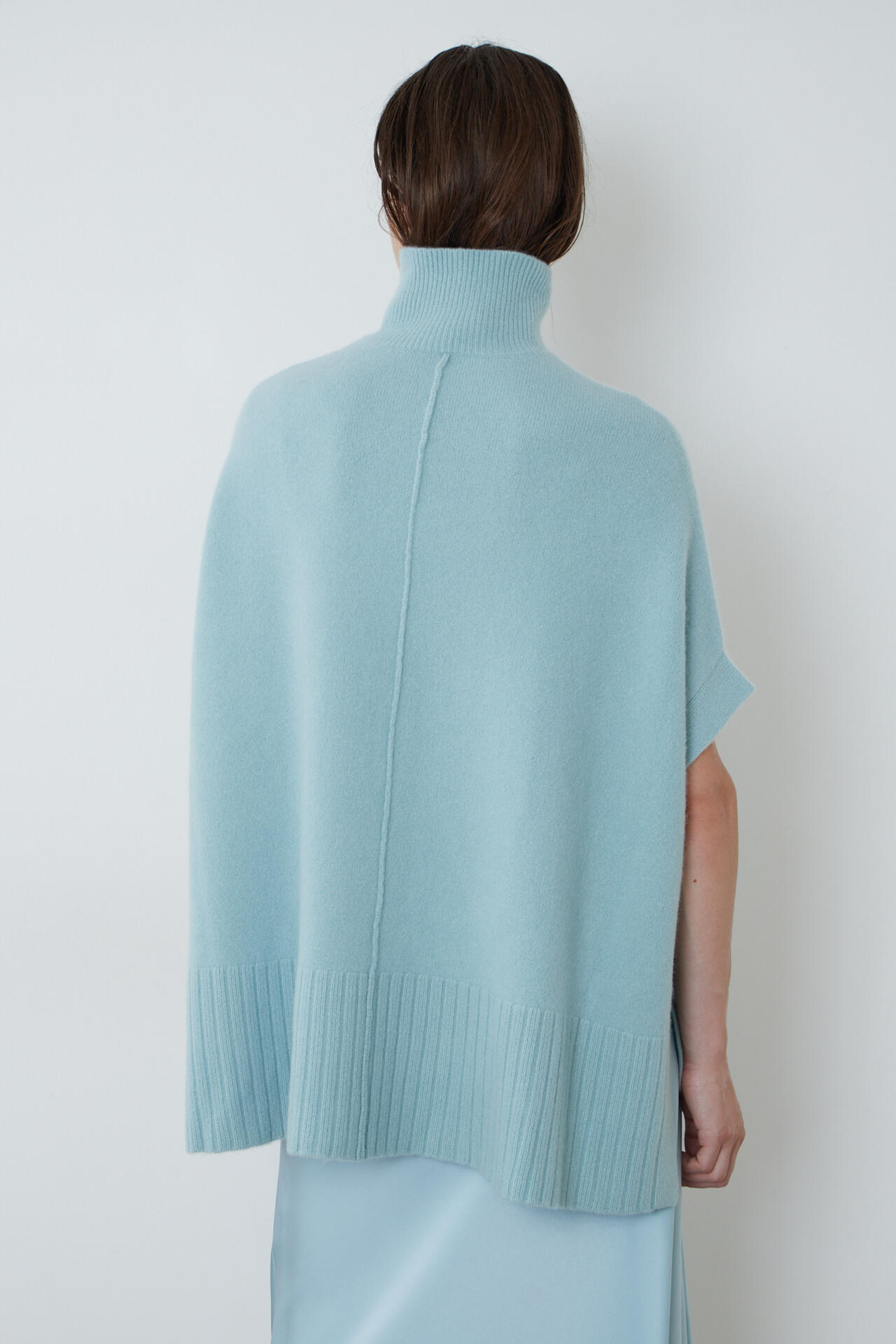 格安限定SALE MARGARET HOWELL - タートルネックニット MERINO