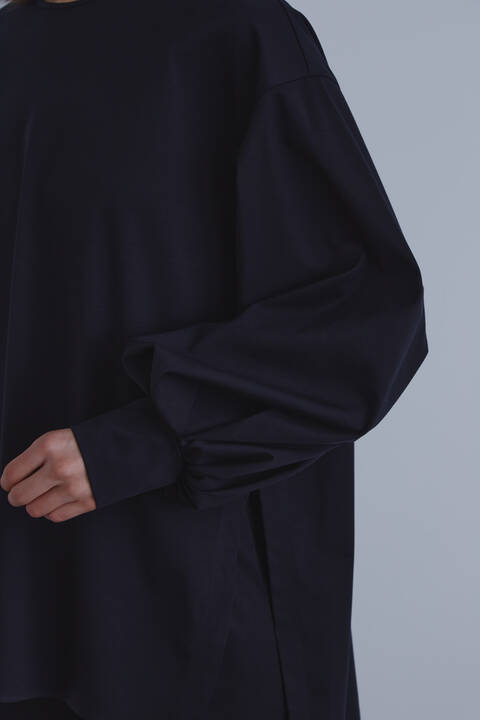 新品タグ付き　LE PHIL コンパクトポンチブラウス　Black コンパクトポンチブラウス | LE PHIL（ル フィル） ｜【公式