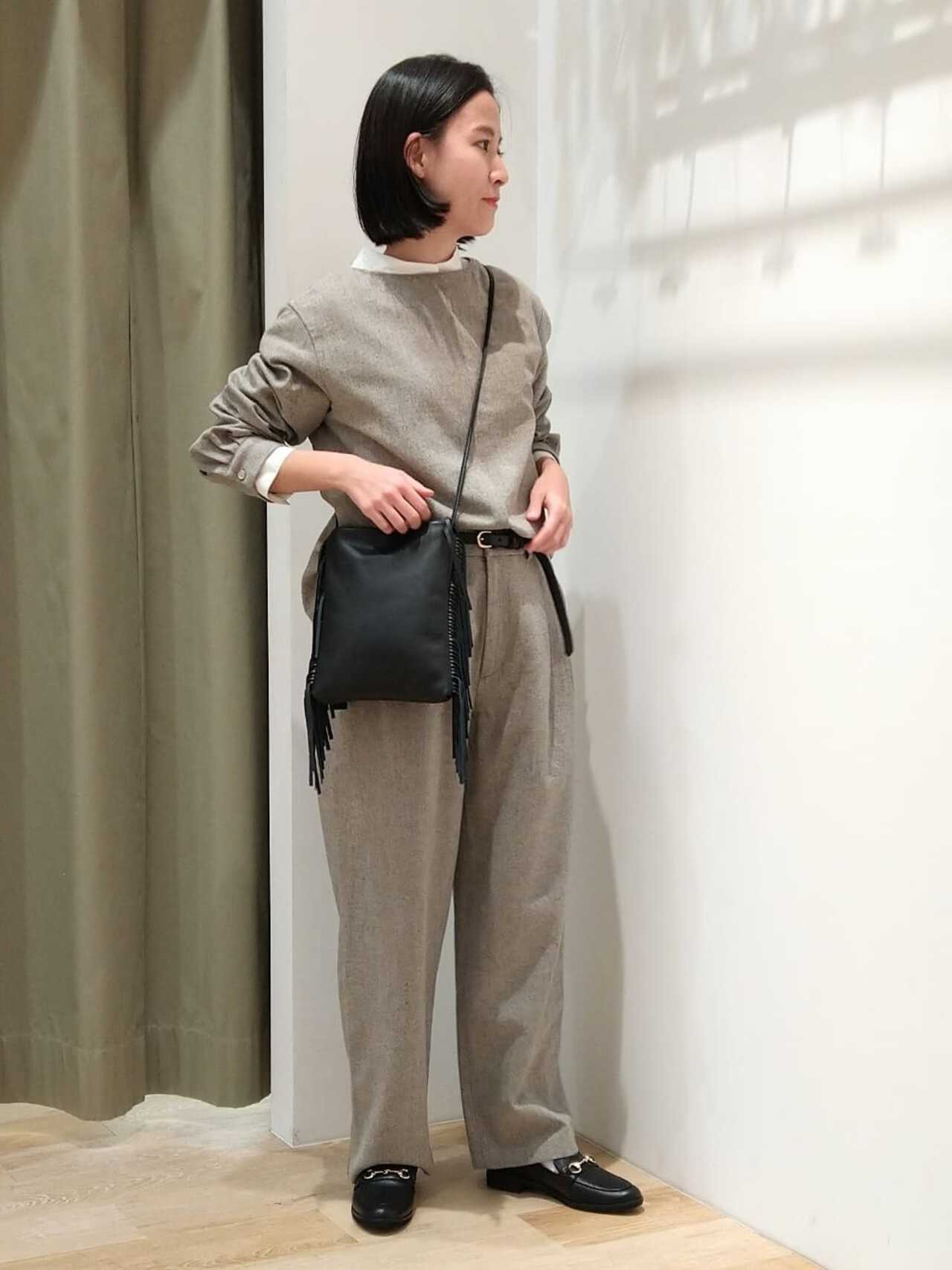 セミ梳毛ツイルパンツ