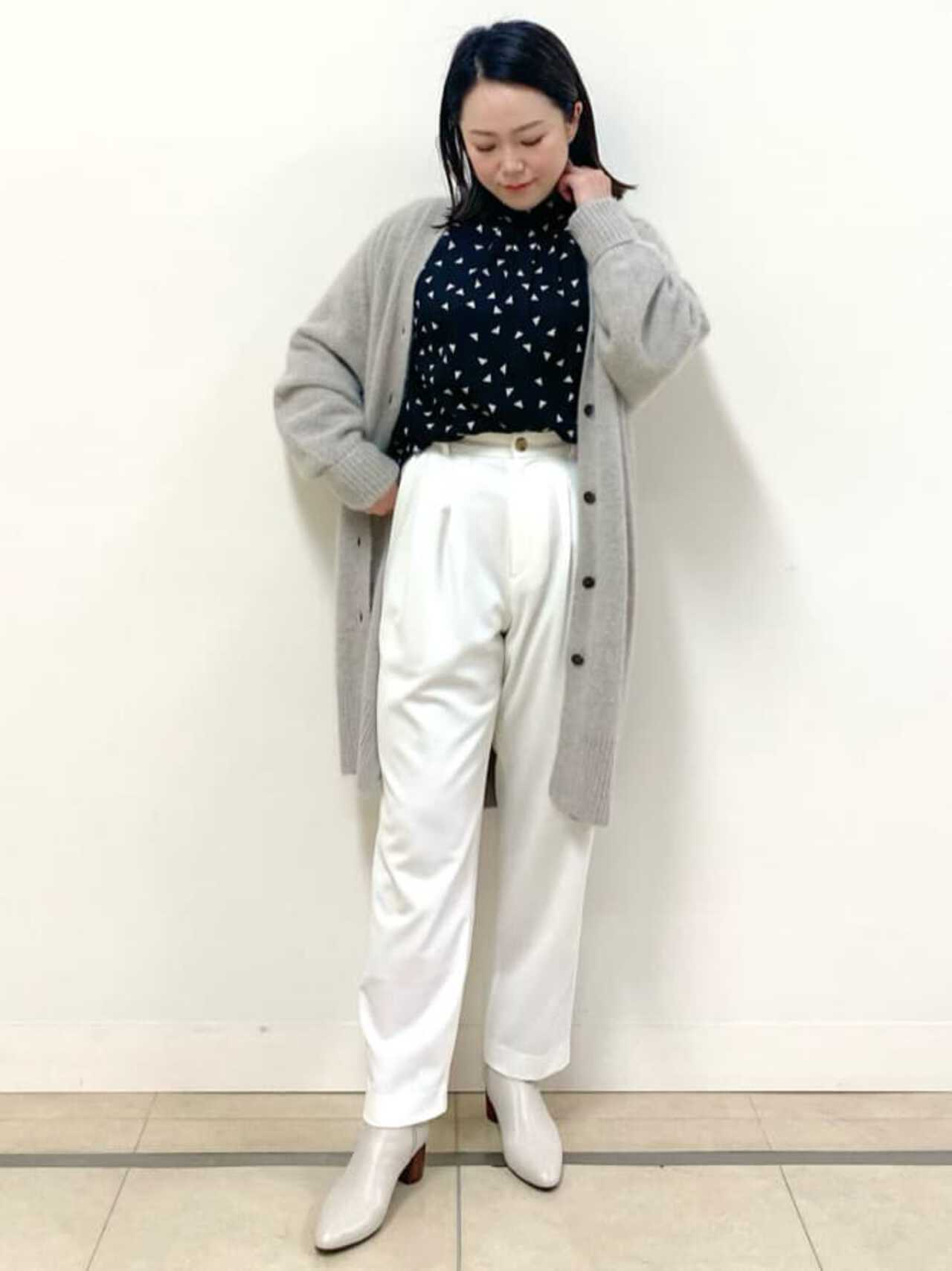 セミワイドテーパードツイルパンツ