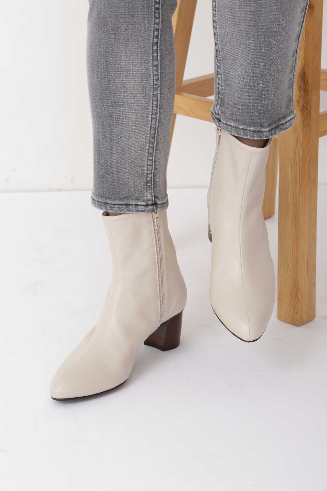ｓｏｆｔ　ｓｈｅｅｐ　ｓｈｏｒｔ　ｂｏｏｔｓ