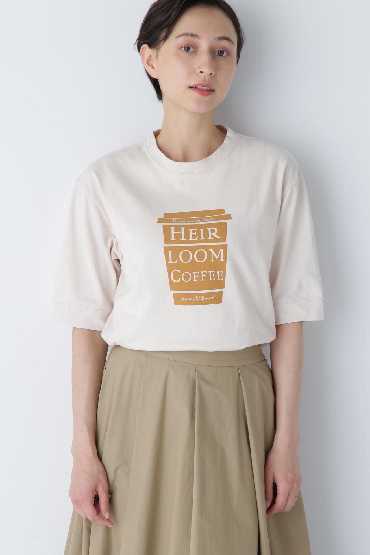 HUMAN WOMAN】【Urth Caffe コラボ】コーヒー染めＴシャツ