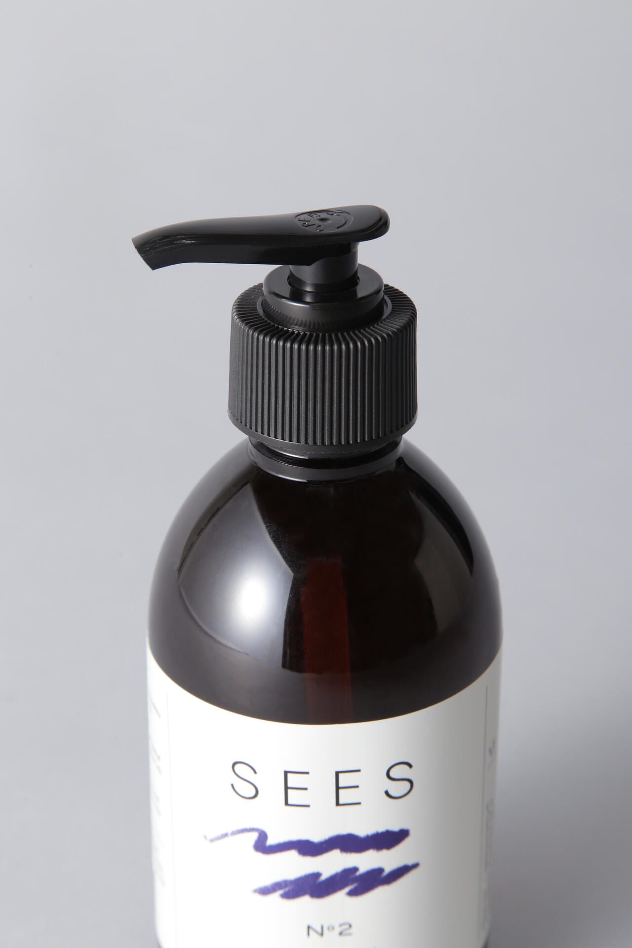 【Ｇｇ】　ＳＥＥＳ　Ｌｉｑｕｉｄ　Ｓｏａｐ　３００ｍｌ