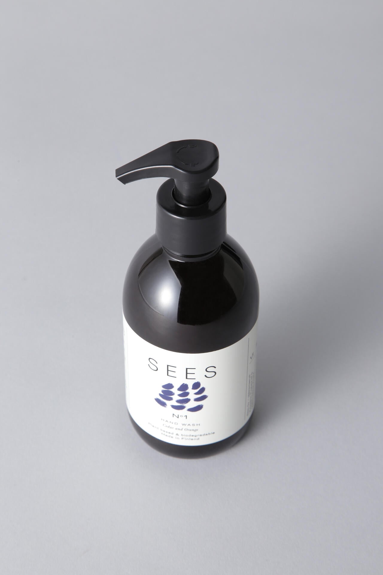 【Ｇｇ】　ＳＥＥＳ　Ｌｉｑｕｉｄ　Ｓｏａｐ　３００ｍｌ