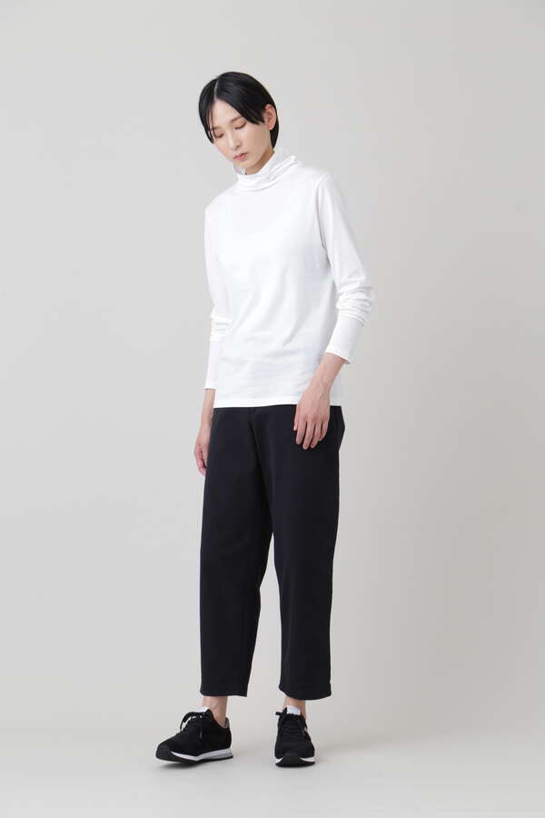 WOMEN’S Q82 ROLL NECK