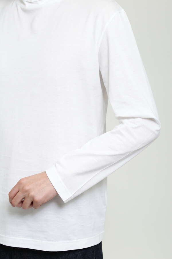 MEN’S Q82 ROLL NECK