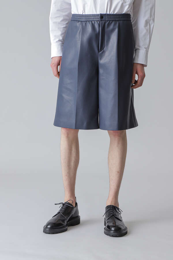 FOR GENDER FREE フェイクレザーショートパンツ