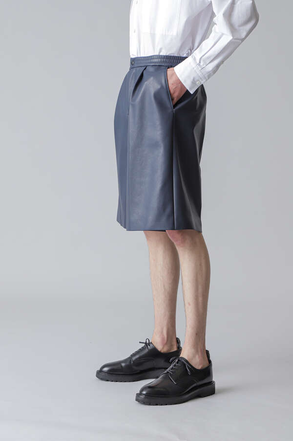 FOR GENDER FREE フェイクレザーショートパンツ