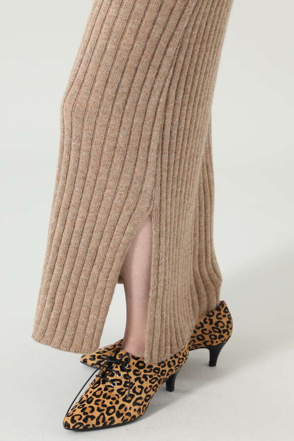 Rose Bud ビスチェ付きニットワンピース ブラック ベージュ パープル 公式通販 レディースファッションのrose Bud Online Store