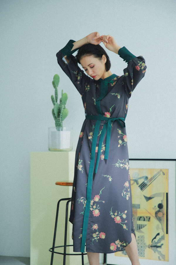 カラーブラック【willfully】Flower print one-piece(美品)