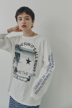 【先行予約 12月下旬-1月上旬入荷予定】HERE COME THE SUN グラフィックロンTEE