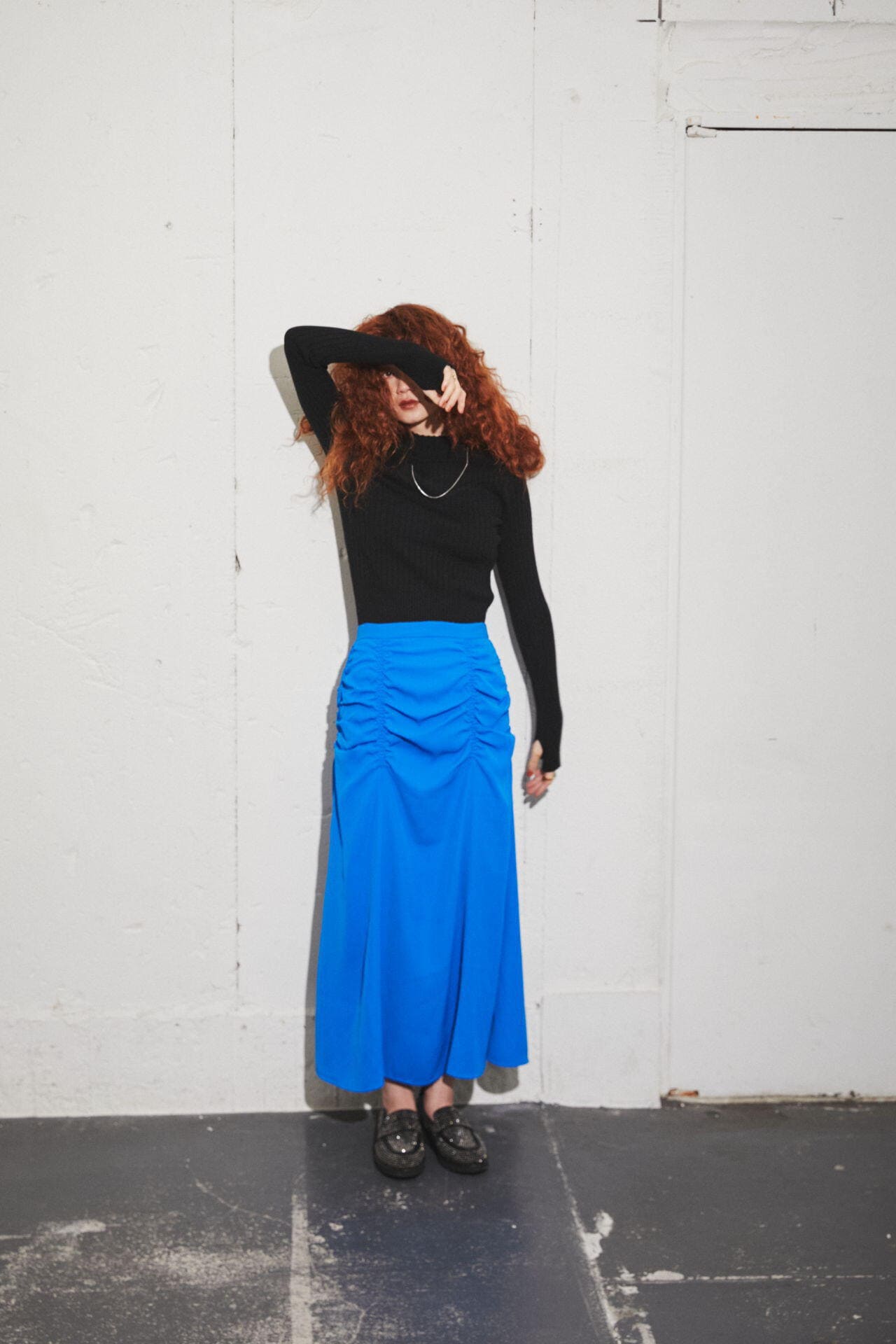 ROSE BUD】ギャザーマーメイドスカート (ブラック・グレー・ブルー 